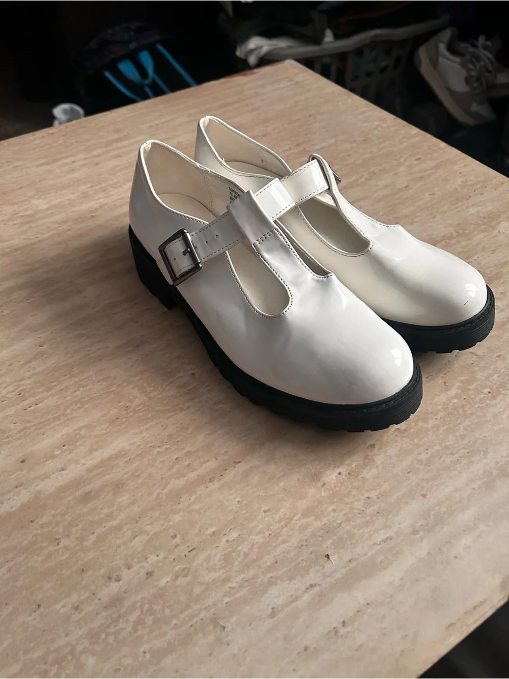 Wonder Nation Mary Jane T-Strap Platform White Patent Girls Size 4 Memory Foam